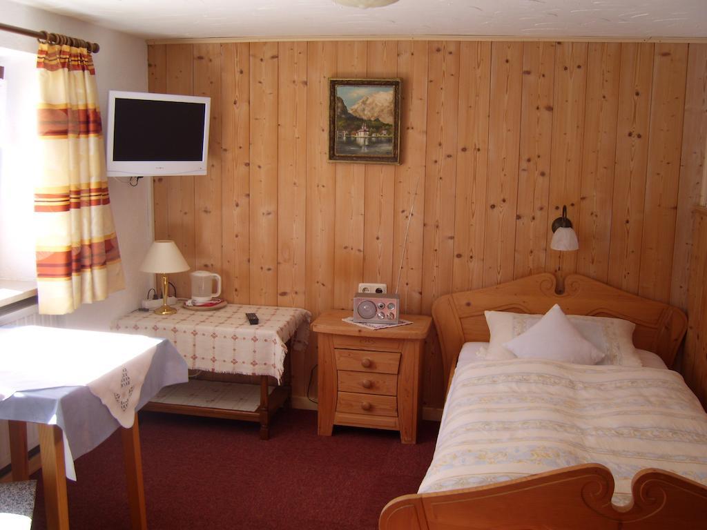 Pension Herzoghäusel Bischofswiesen Zimmer foto
